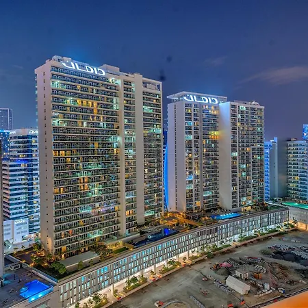 The Sterling Paradise Dubai Exterior photo