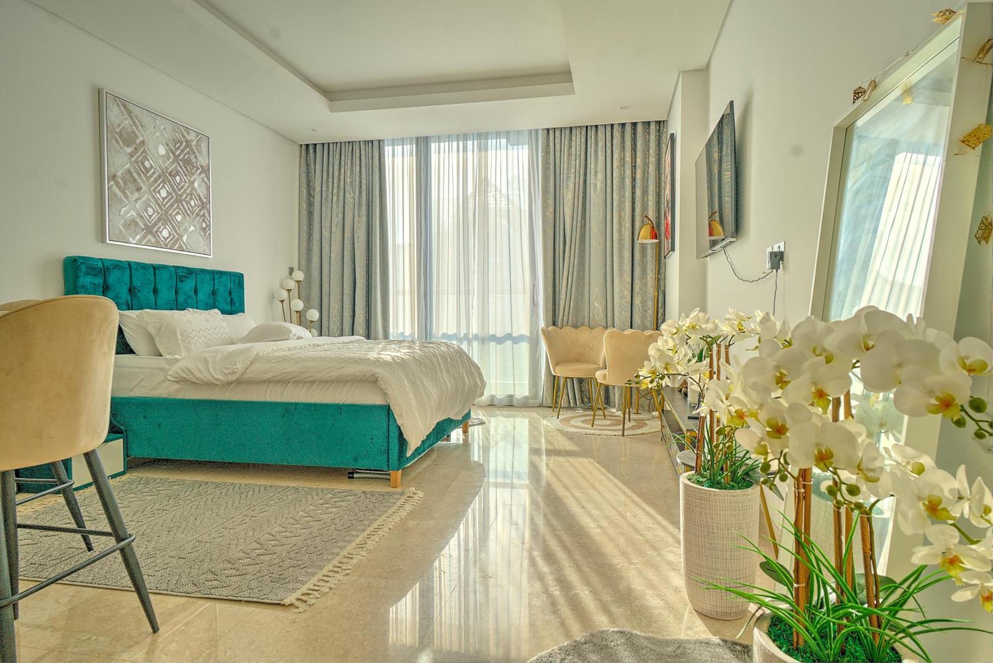 The Sterling Paradise Apartment