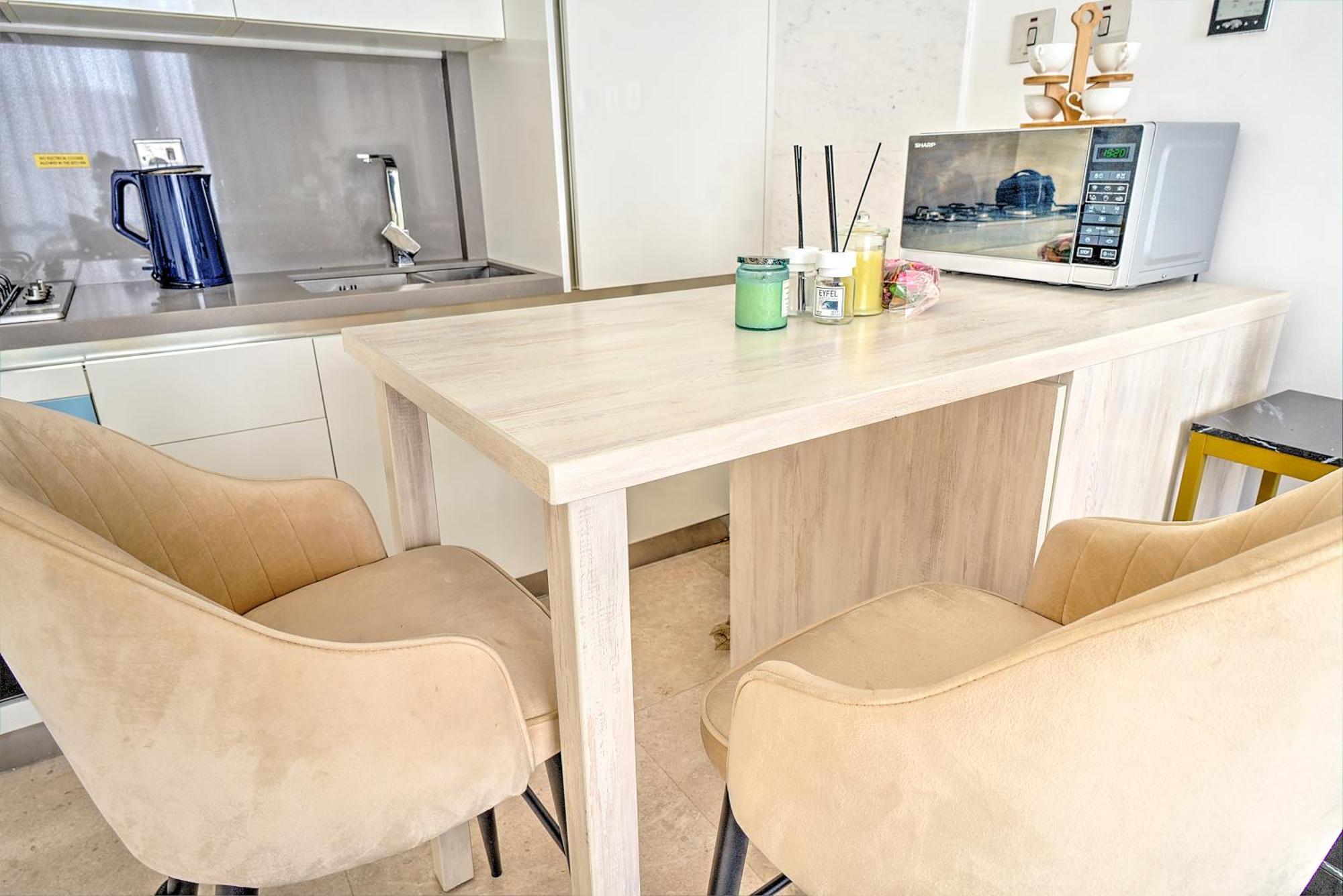 The Sterling Paradise Apartment Dubai