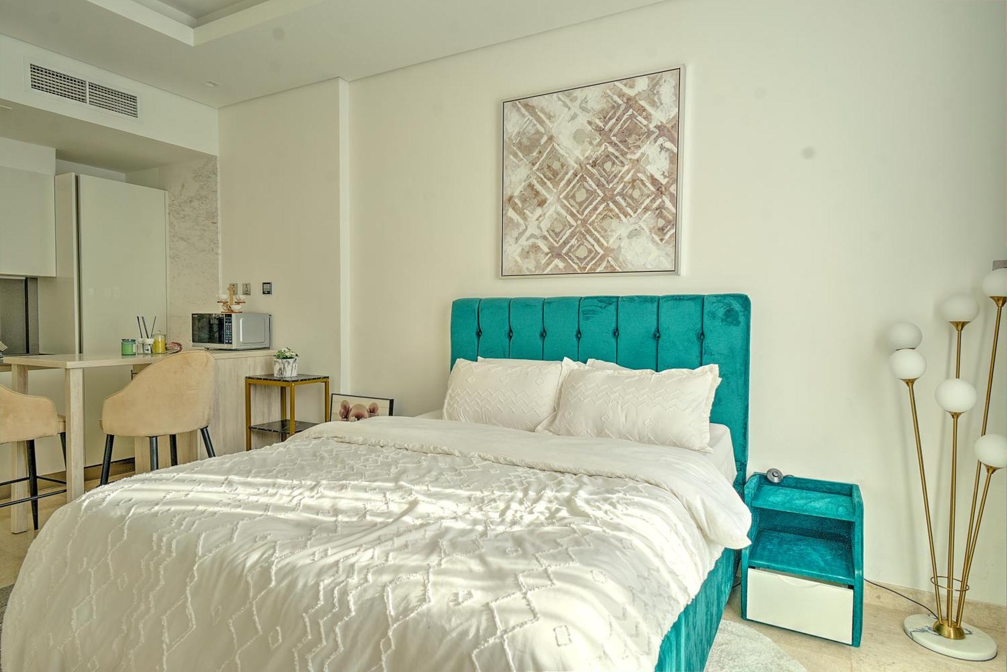 The Sterling Paradise Apartment